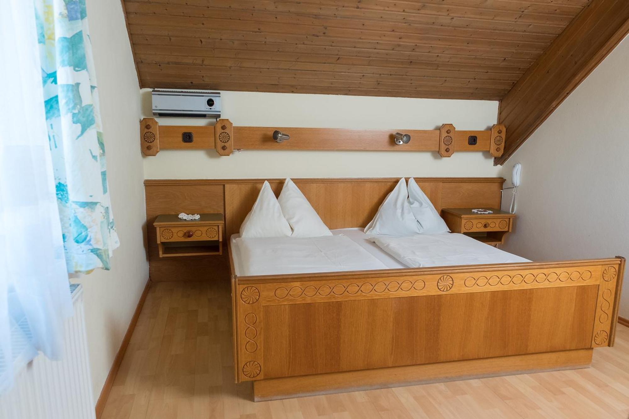 Bed and Breakfast Rosslwirt-Rast Strass im Attergau Exteriér fotografie